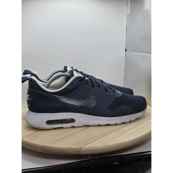 Size 10 - Nike Air Max Tavas  Blue Athletic Shoes Sneakers - Picture 3 of 8